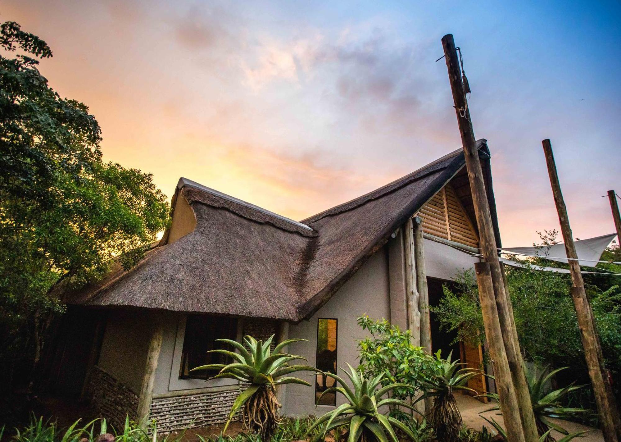 Royal Thonga Safari Lodge by Dream Resorts Sihangwane Bagian luar foto